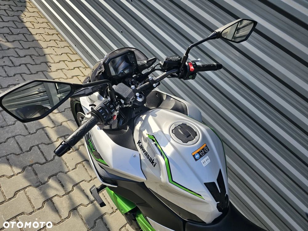 Kawasaki Z - 15