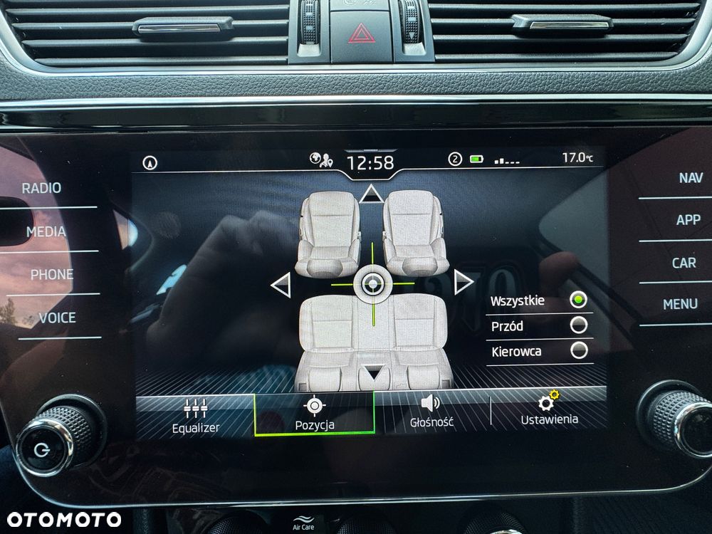 Skoda Superb 2.0 TDI SCR Ambition - 27