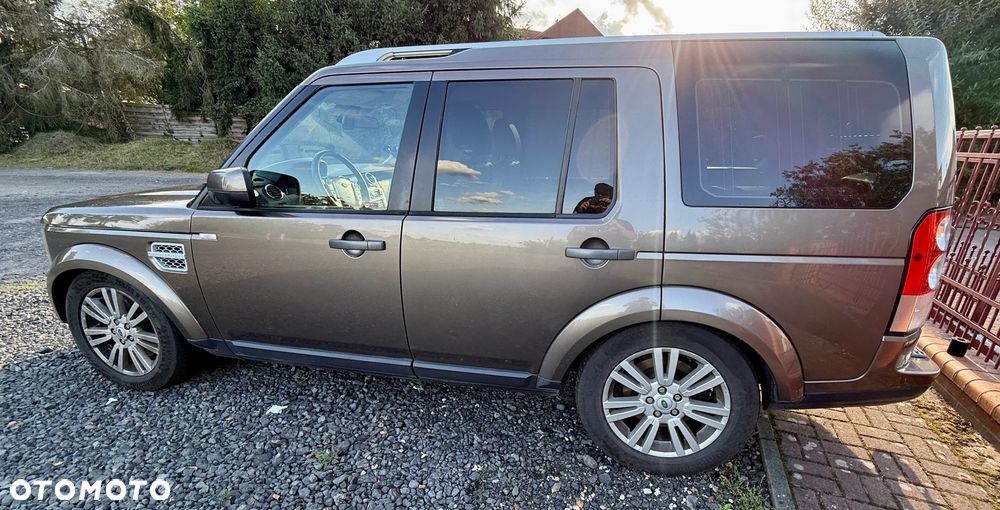 Land Rover Discovery 3.0D V6 HSE - 22