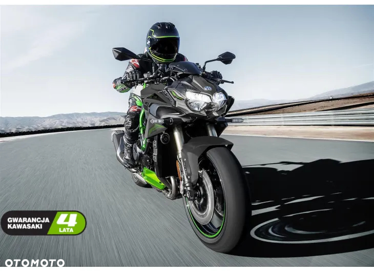 Kawasaki H2 - 4