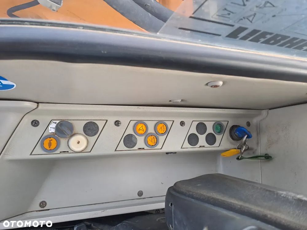 Liebherr A900 C PŁUG I PODPORY Z NIEMIEC SUPER STAN / 314 / 316 / 904 / 914 / 916 / 918 / 920 - 28