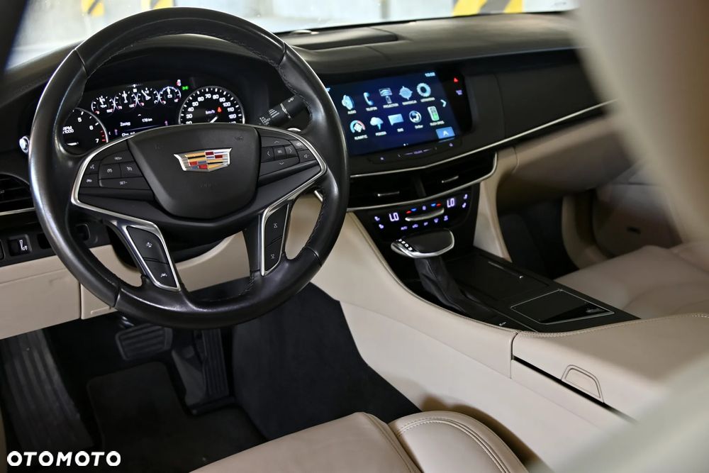 Cadillac CT6 - 18