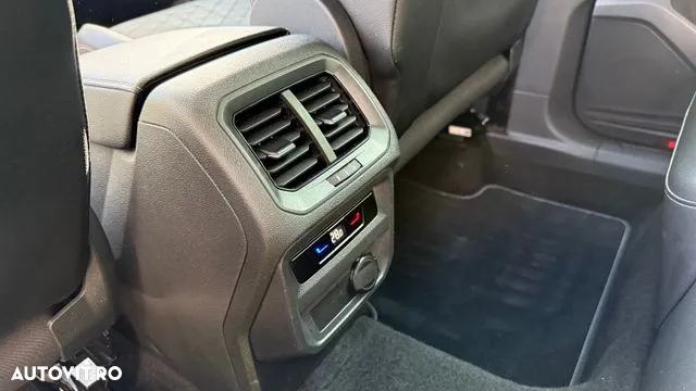 Volkswagen Tiguan - 9