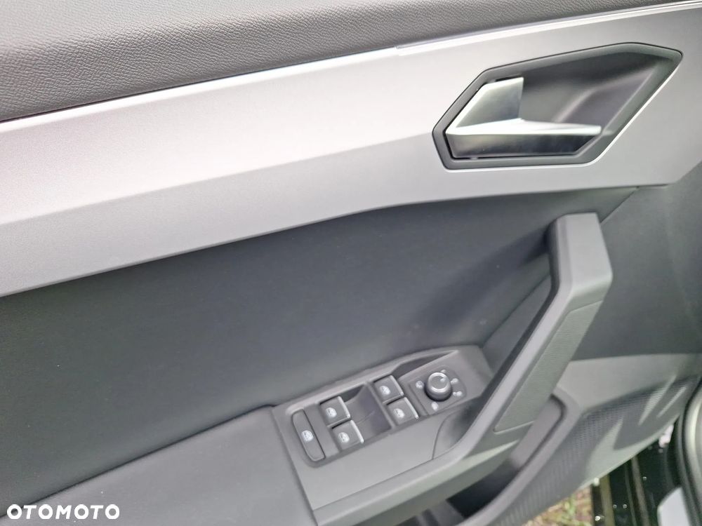 Seat Leon 1.5 eTSI FR DSG - 14