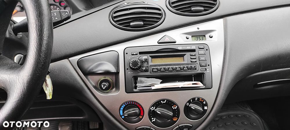 Ford Focus - 13