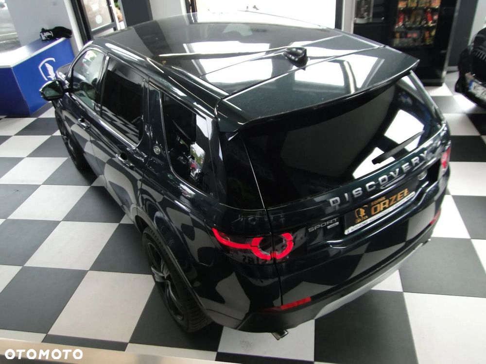 Land Rover Discovery Sport - 10