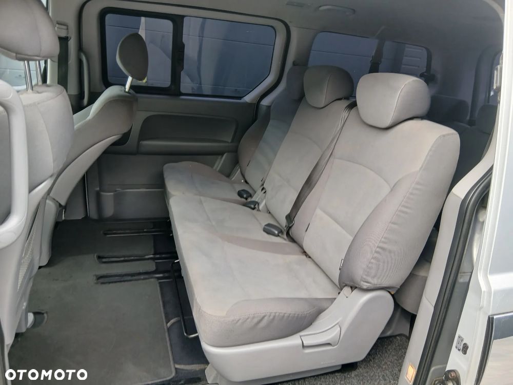 Hyundai H-1 2.5 CRDi Travel Comfort - 11