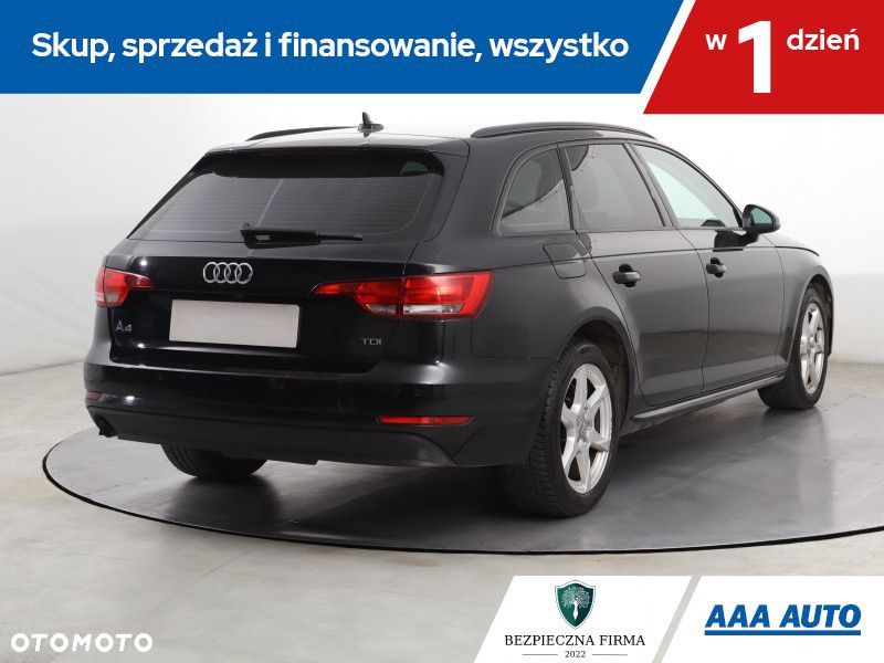 Audi A4 Avant - 7