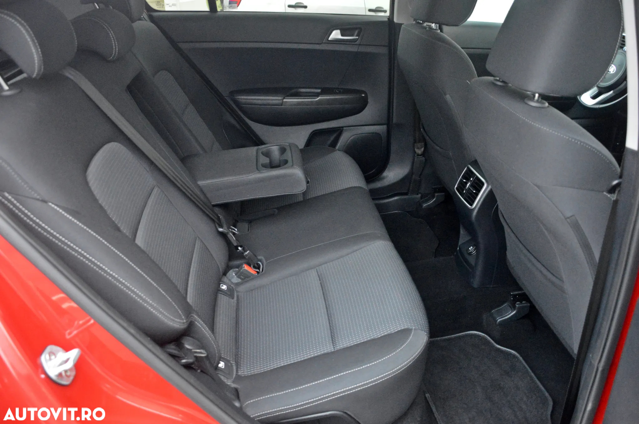 Kia Sportage 1.6 DSL 7DCT HP 4x2 Style - 6