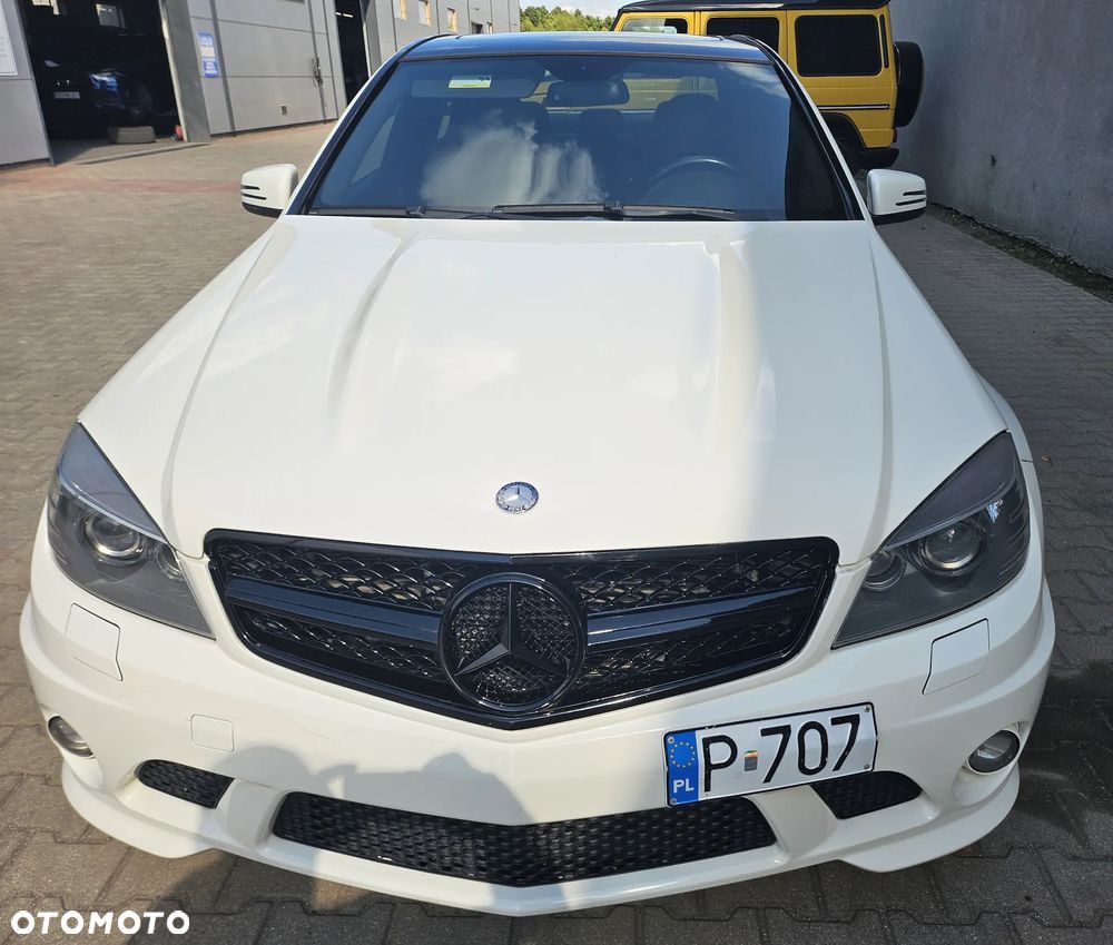 Mercedes-Benz Klasa C 63 AMG 7G-TRONIC - 35