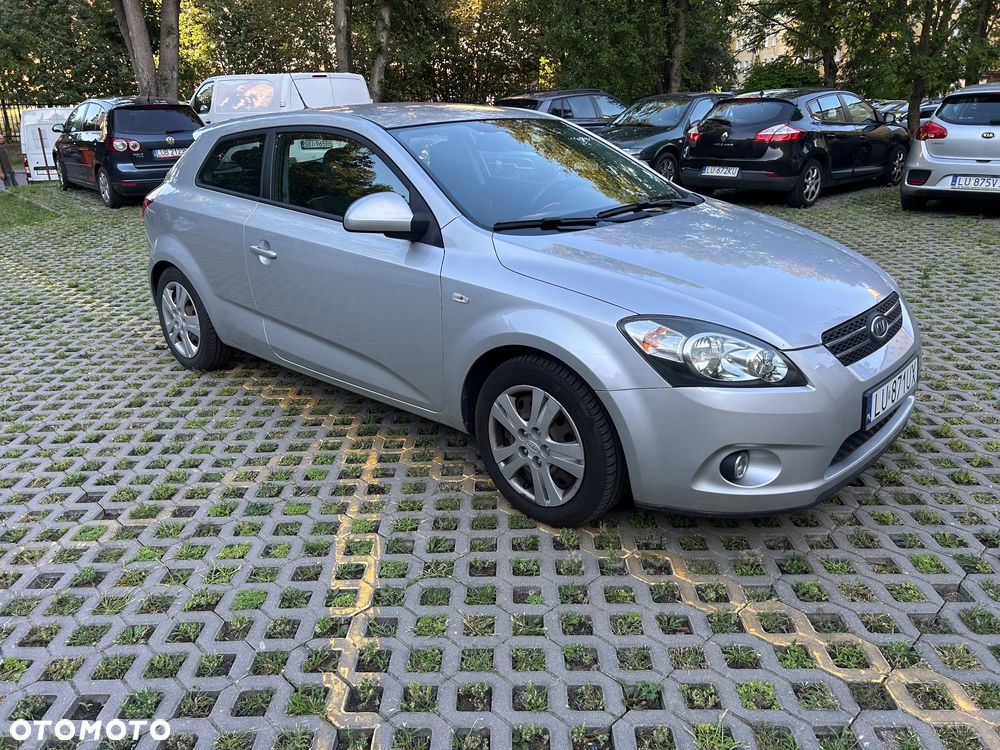Kia Ceed - 3
