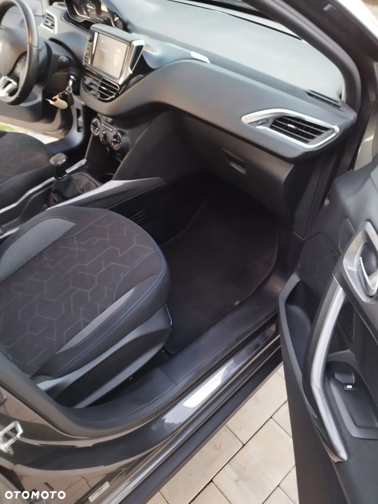 Peugeot 2008 - 21