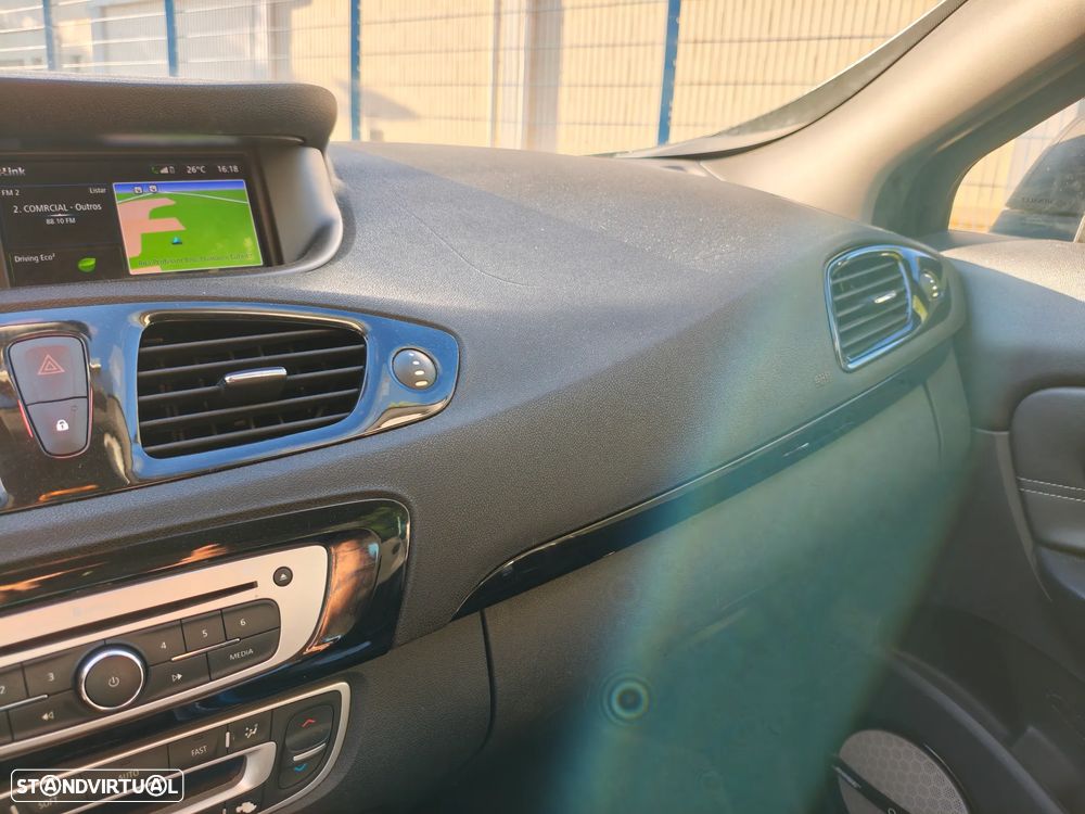 Renault Grand Scénic - 11