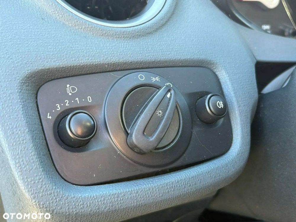 Ford Fiesta 1.25 Ambiente EU5 - 20