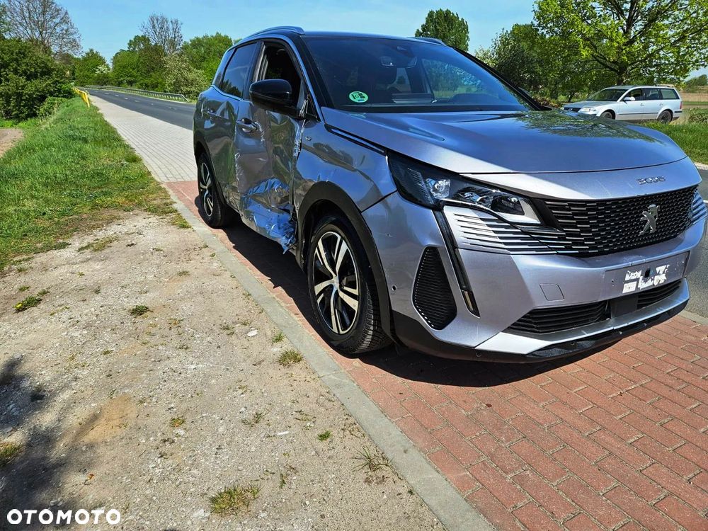 Peugeot 3008 BlueHDi 130 Stop & Start EAT8 GT Pack - 5