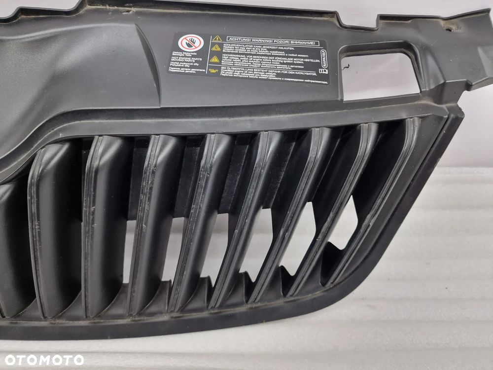 SKODA FABIA II LIFT 09-13 ATRAPA / GRILL PRZEDNI PRZÓD , NR 5J0853688B , NR AUKCJI GR102 - 6