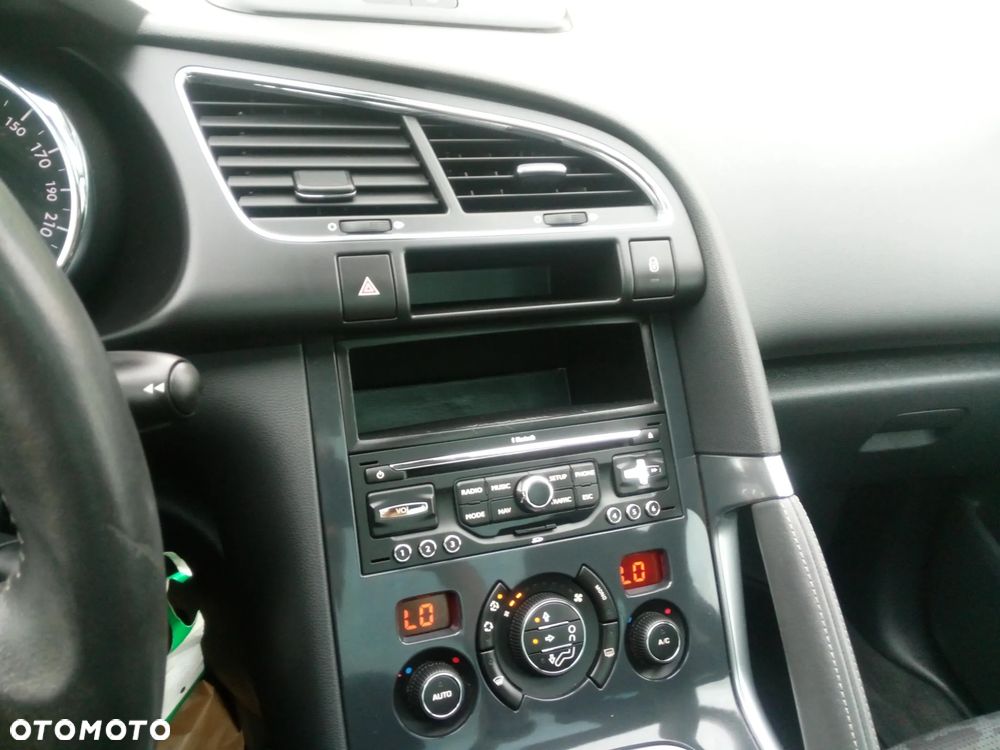 Peugeot 3008 1.6 Premium - 15