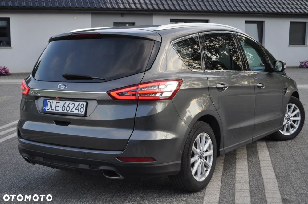 Ford S-Max 2.0 TDCi Titanium - 23