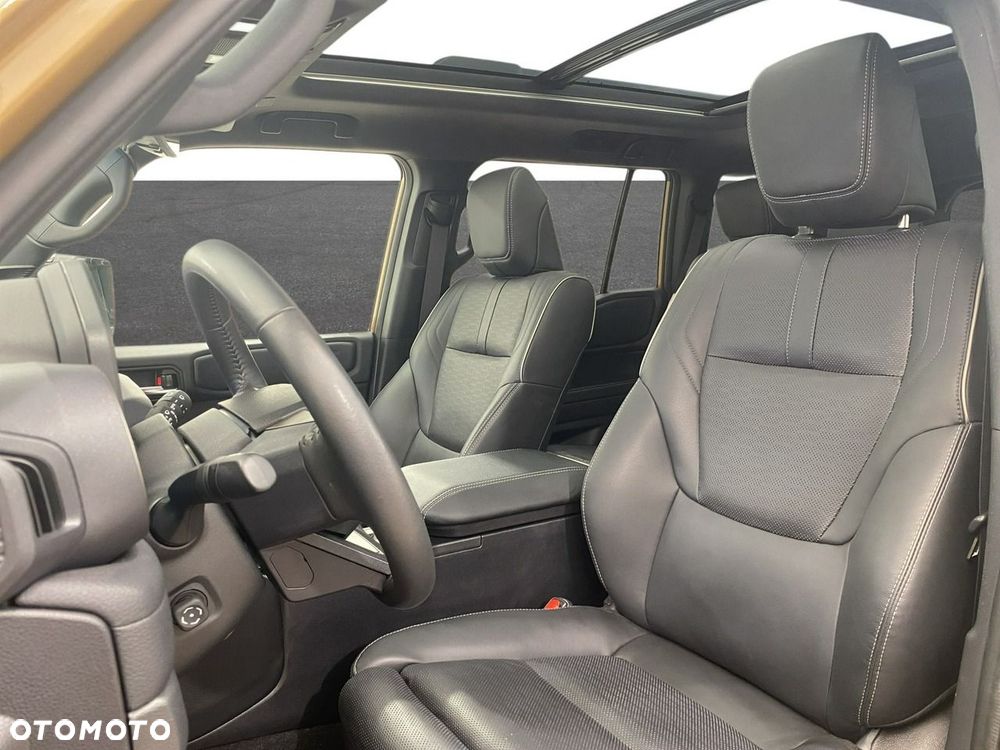 Toyota Land Cruiser - 11