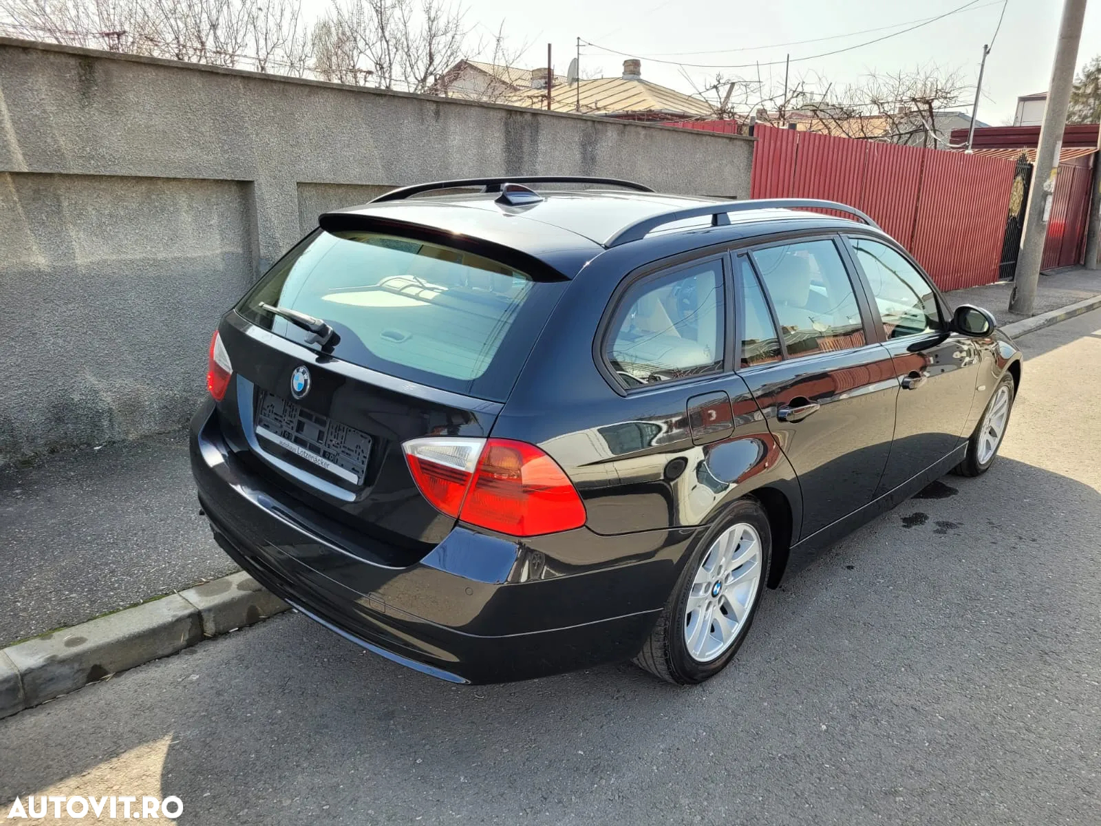 BMW Seria 3 320i Touring Aut. Edition Exclusive - 6