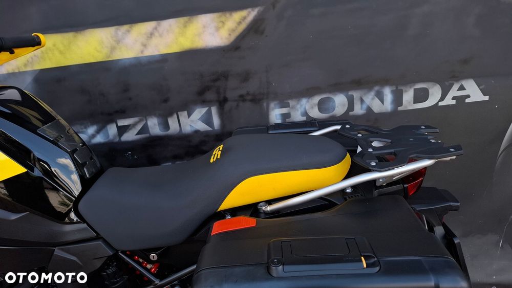 BMW F - 21