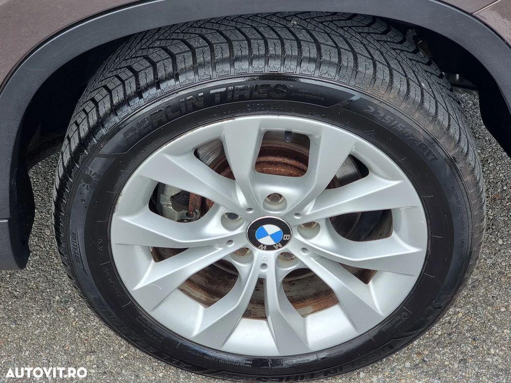 BMW X1 sDrive16d Sport Line - 18