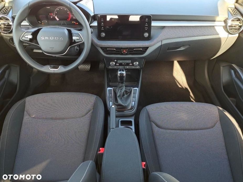 Skoda Fabia 1.0 TSI Edition 130 DSG - 9
