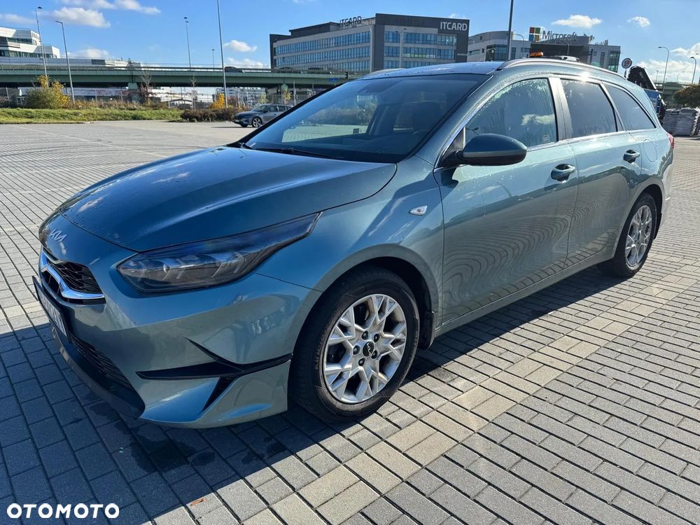 Kia Ceed 1.5 T-GDI M DCT - 4