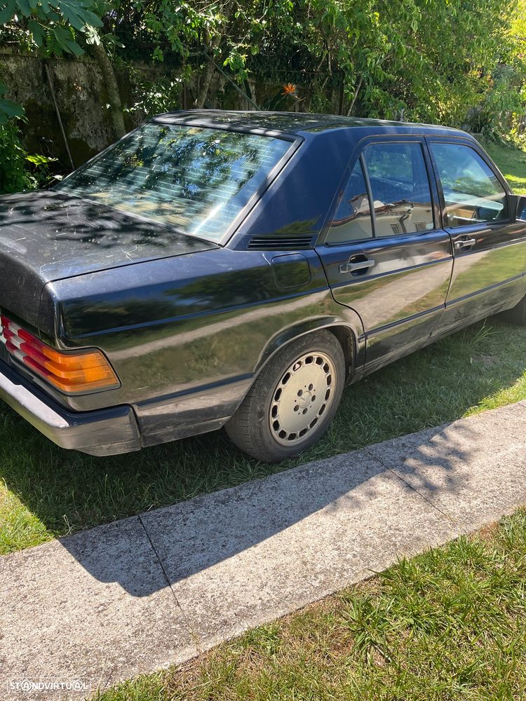 Mercedes-Benz W201 (1982-1993) 190 D 2.5 - 3