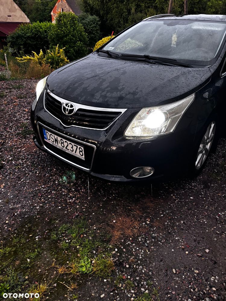 Toyota Avensis 2.0 D-4D Platinium - 25