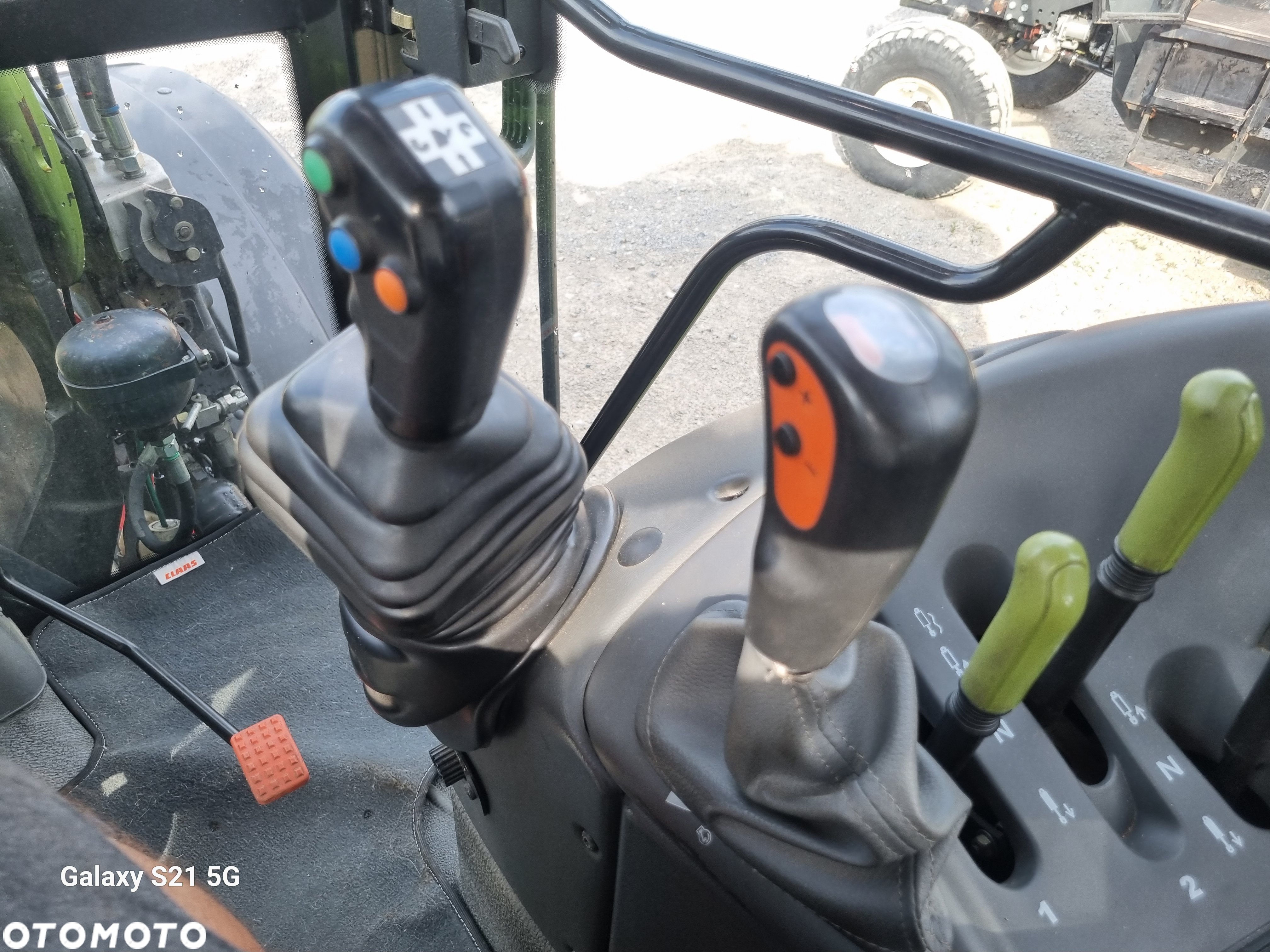 Claas Arion - 9
