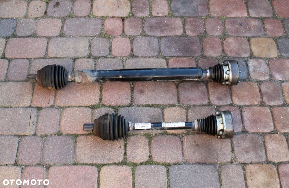 PÓŁOŚ PRAWA VW PASSAT B6 2.0 FSI 1Q0407272 - 1
