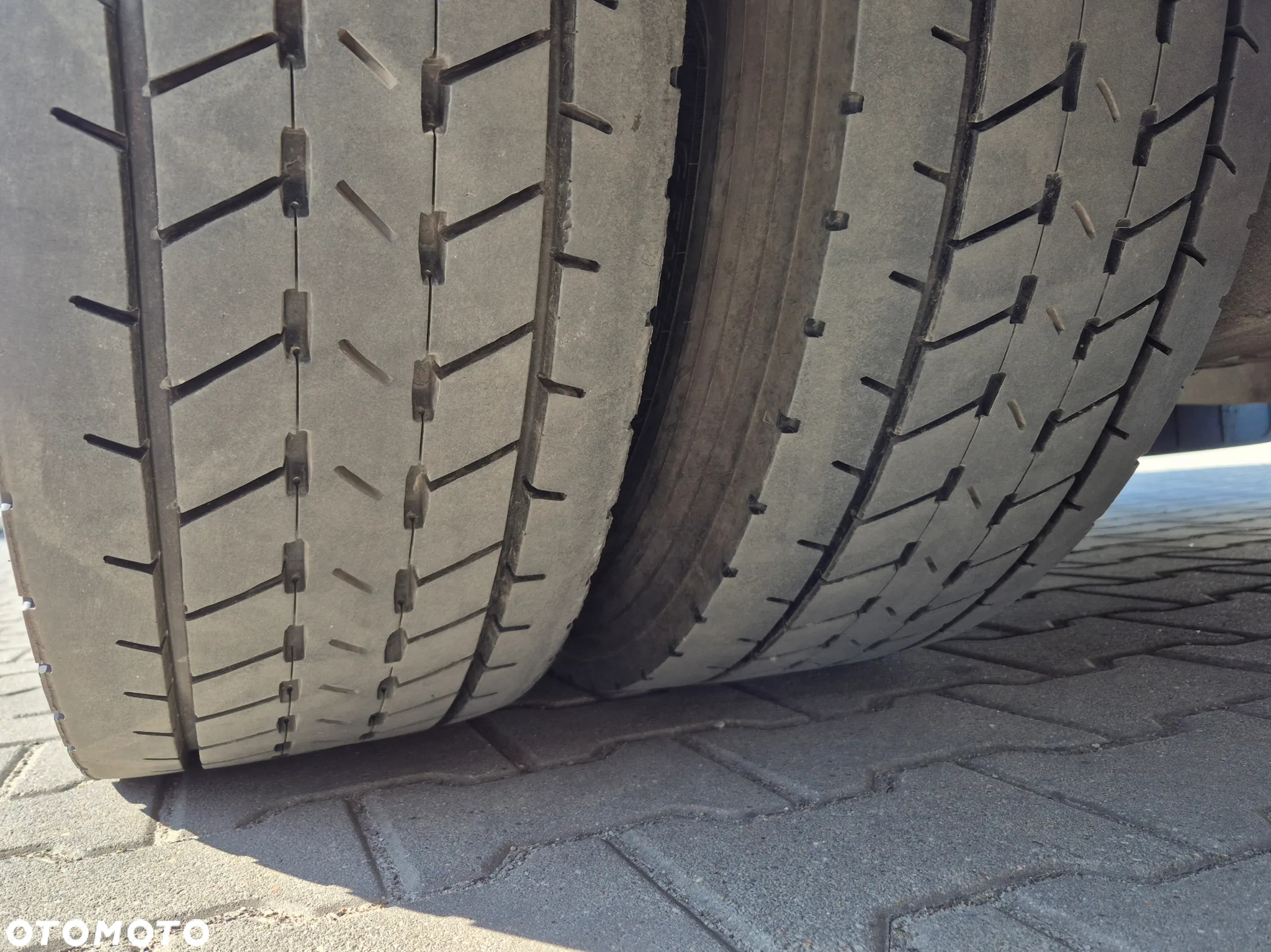 Iveco MAGELYS / SPROWADZONY / WINDA / EURO 6 - 39