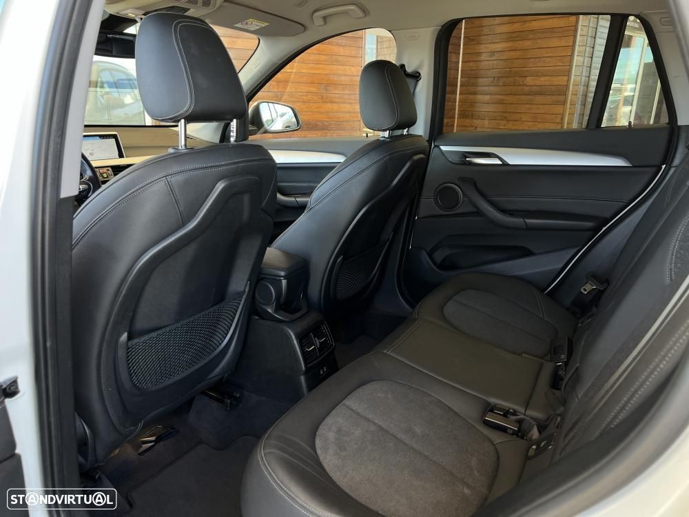 BMW X1 16 d sDrive Auto Line Sport - 10