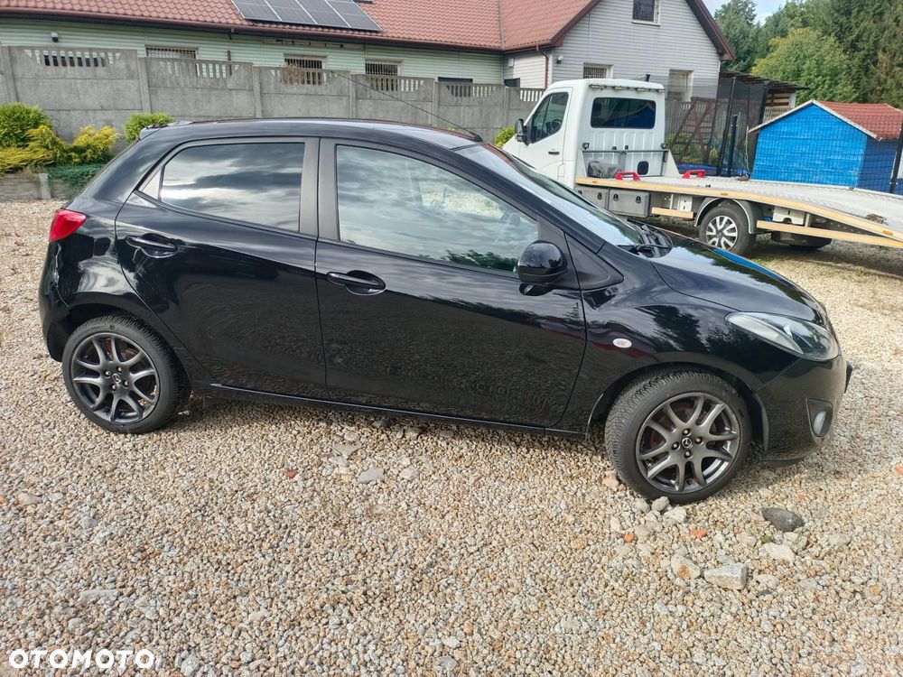 Mazda 2 - 3