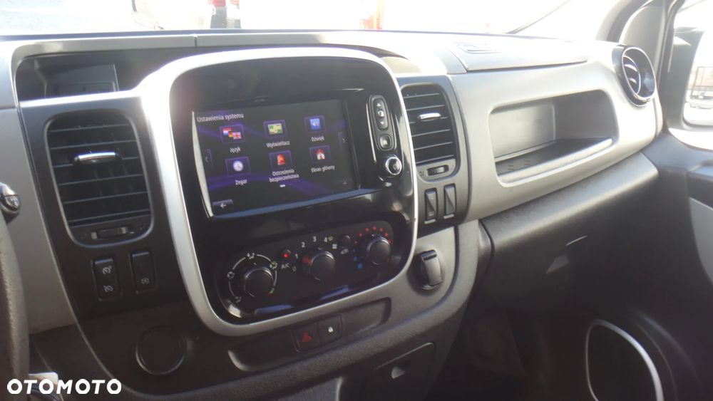 Renault Trafic - 11