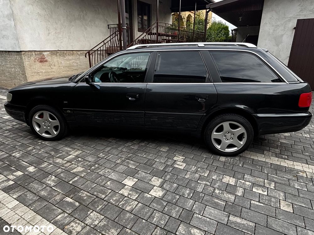Audi A6 - 4