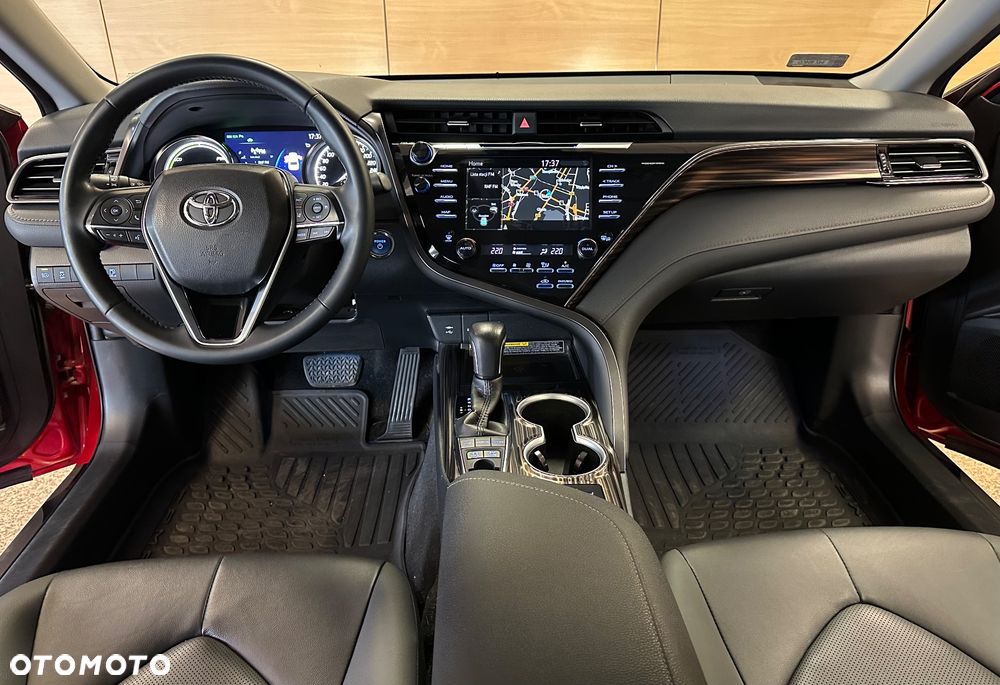 Toyota Camry 2.5 Hybrid Executive CVT - 15