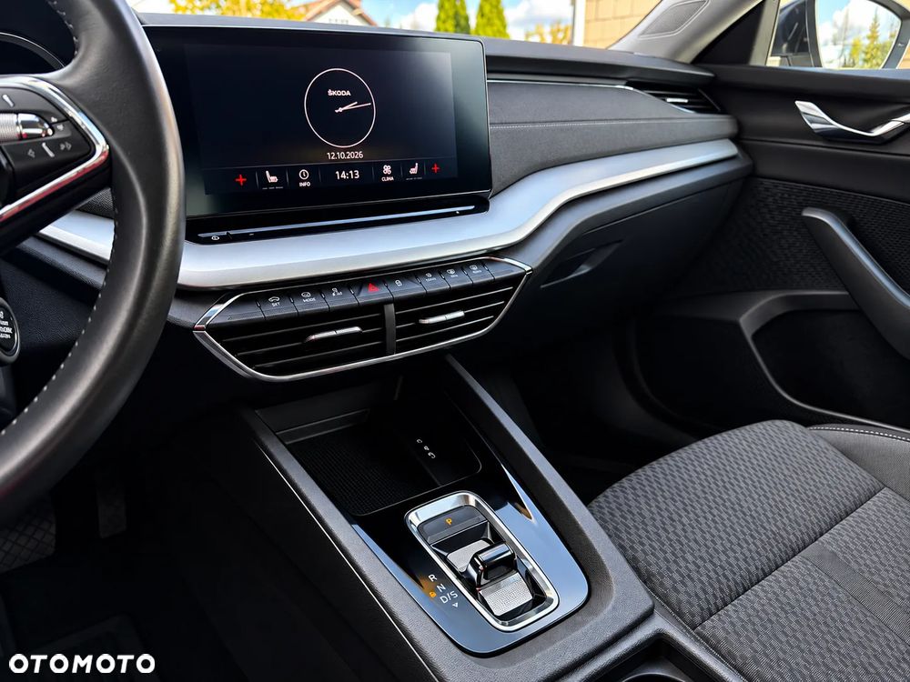 Skoda Octavia 2.0 TDI Selection DSG - 14