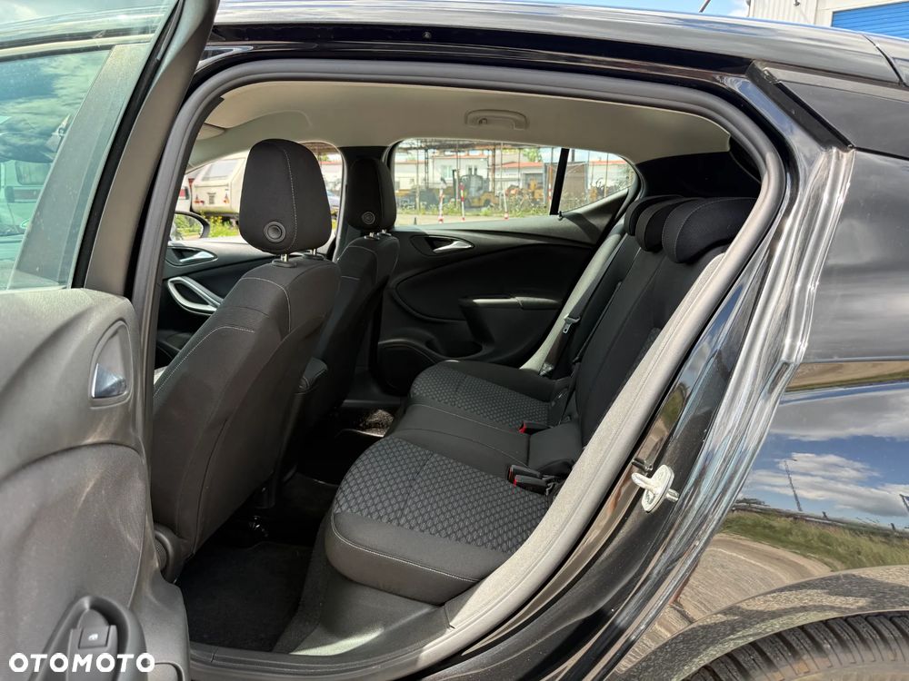 Opel Astra 1.2 Turbo Start/Stop Business Edition - 5