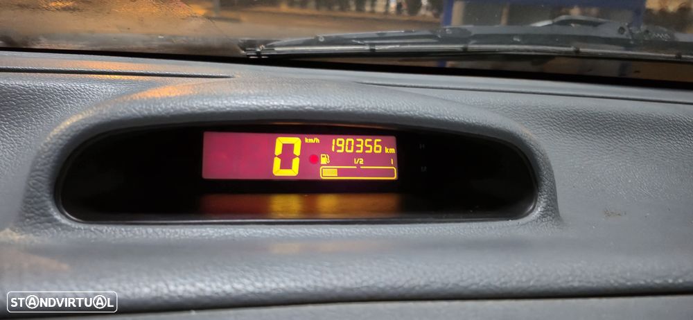 Renault Twingo 1.2 16V Initiale - 8