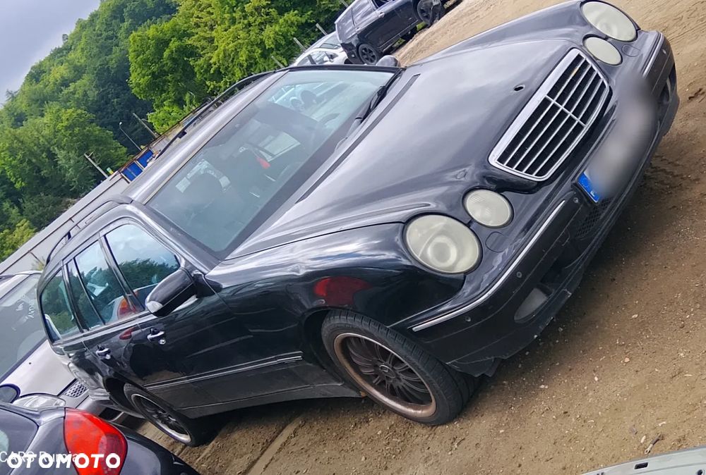 MERCEDES W210 - 3