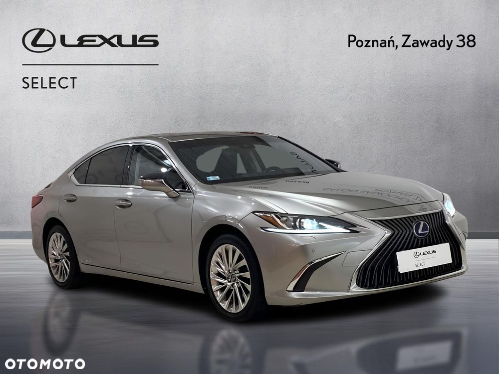 Lexus ES - 7