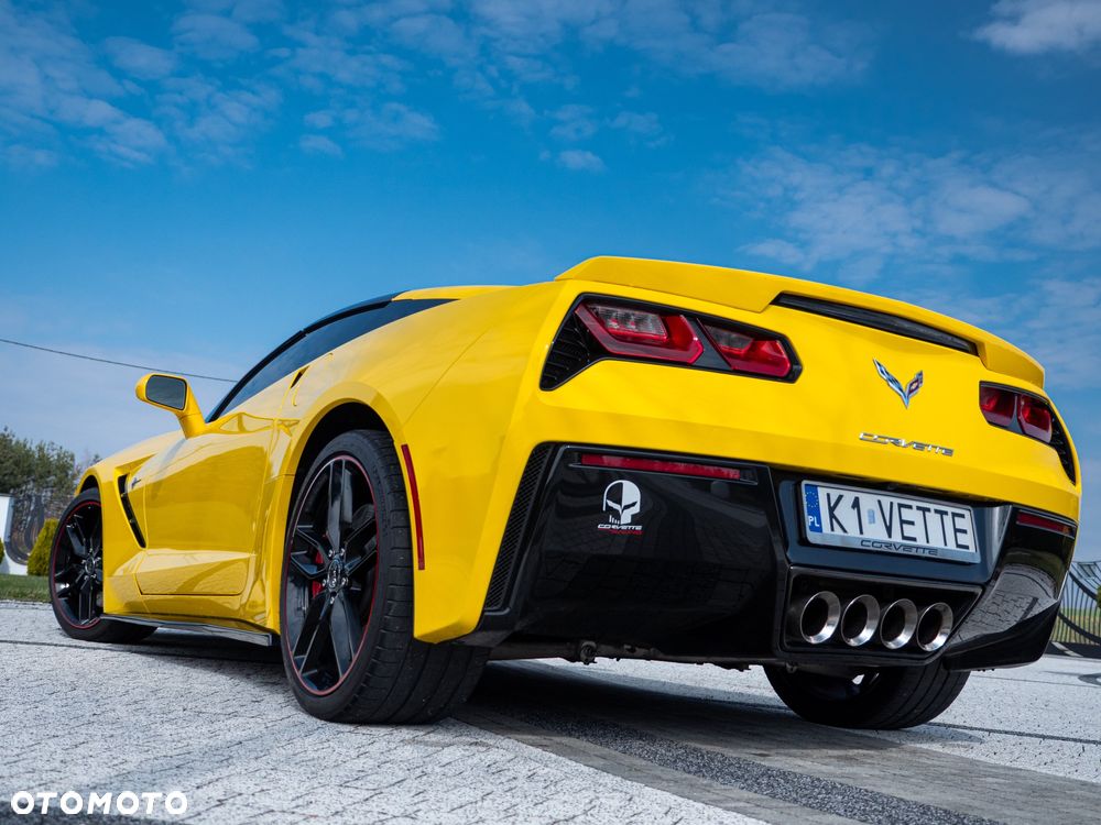 Chevrolet Corvette - 9