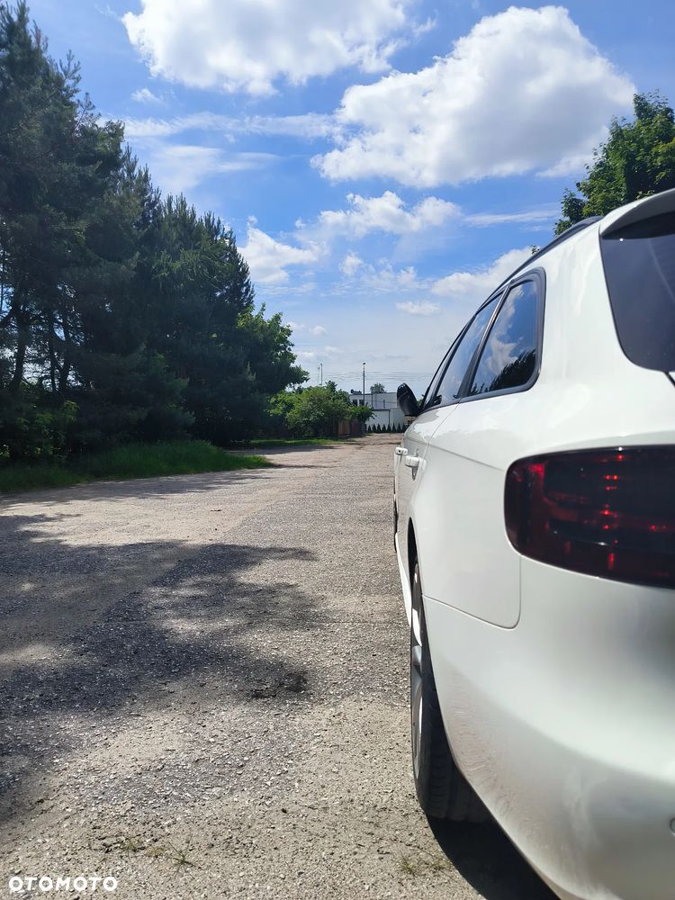 Audi A4 Avant 2.0 TDI DPF quattro S line Sportpaket (plus) - 6