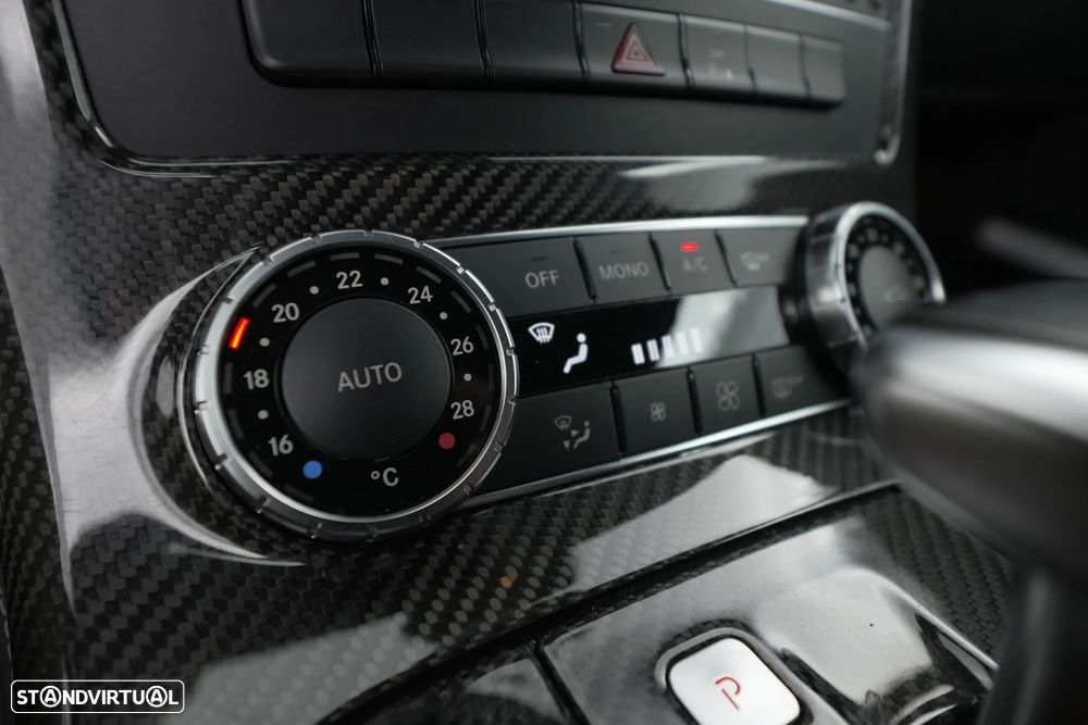 Mercedes-Benz SLS 63 AMG - 28