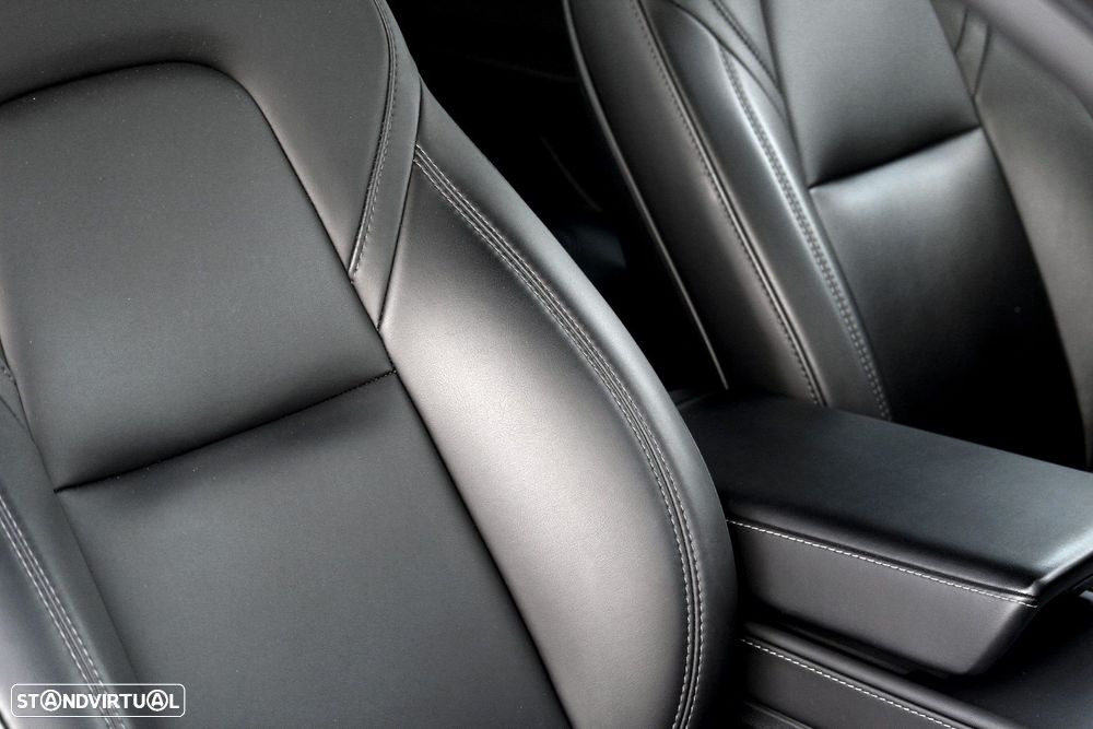 Tesla Model 3 Long Range Tração Traseira - 21