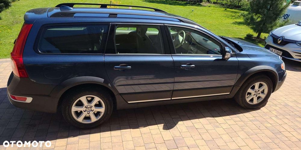 Volvo XC 70 - 3