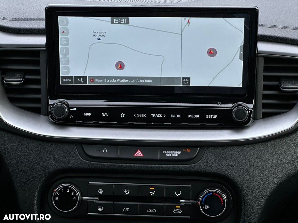 Kia Ceed 1.5 T-GDI 6MT Best - 10