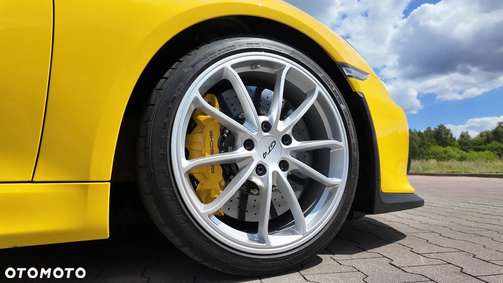 Porsche Cayman - 24